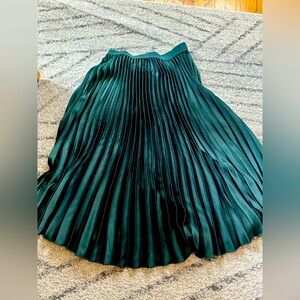 H&M green pleated midi skirt, size 8